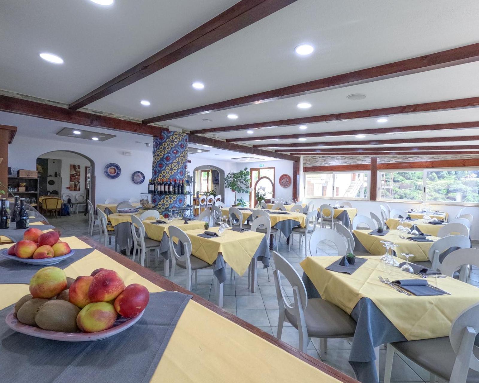 Hotel La Playa Cala Gonone Eksteriør bilde